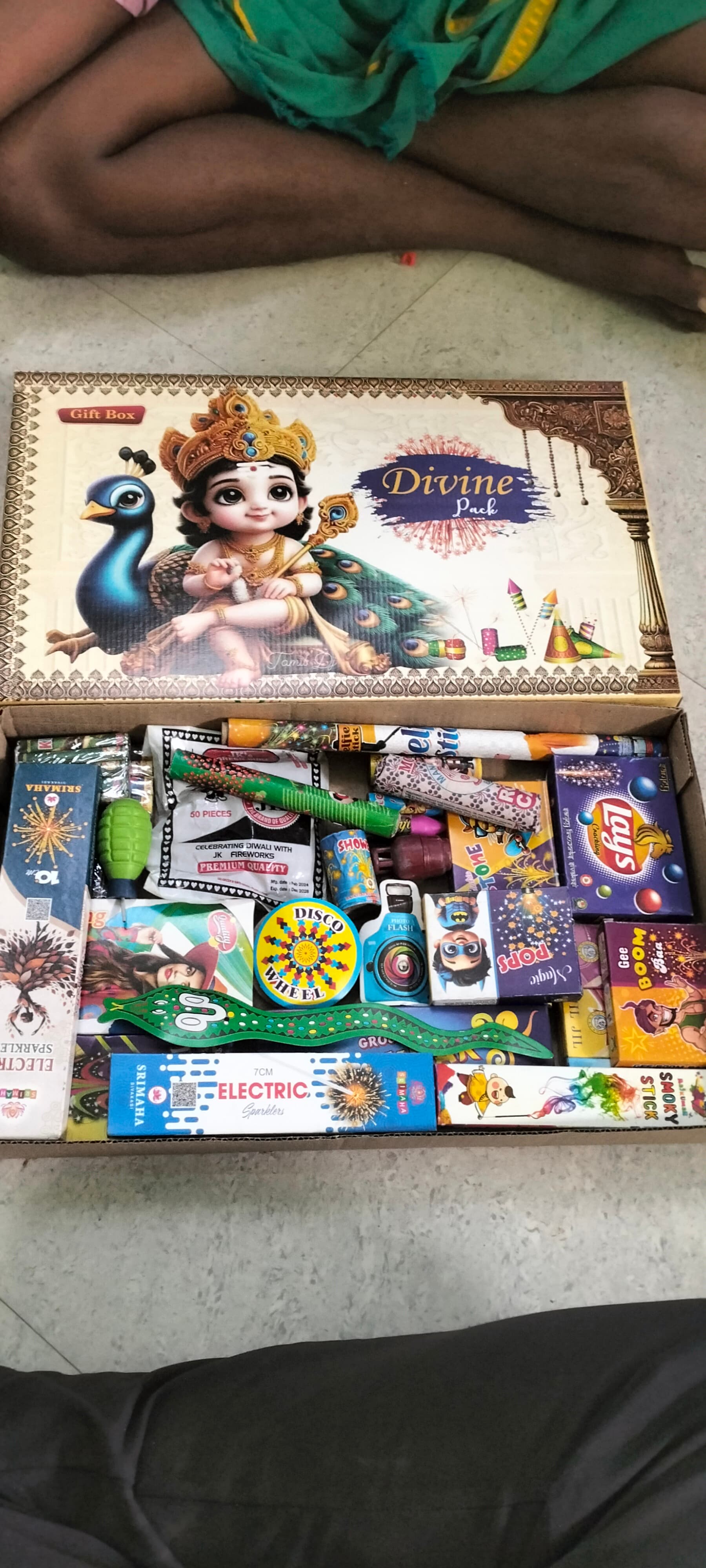 30 ITEMS GIFT BOXS NET RATE